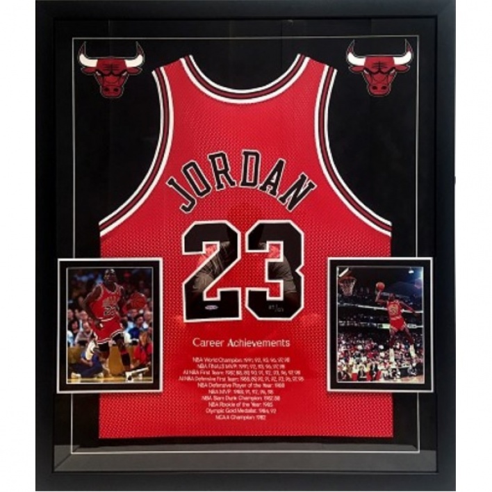 Michael Jordan Autographed Chicago Bulls Away 1995 Jersey [Framed]